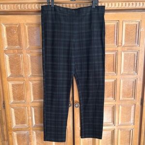 Woman’s green and black plaid dress pants size 14 INC
